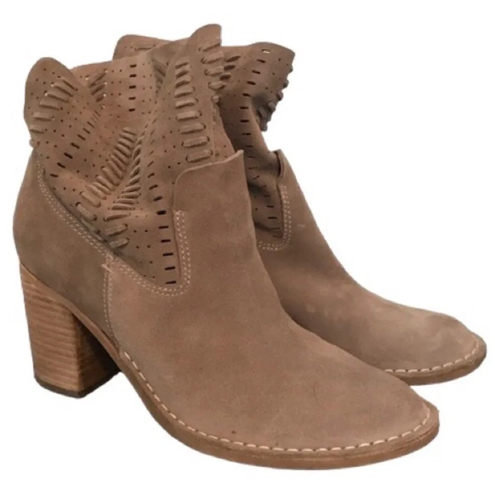 Dolce Vita Landon Booties Boots Suede Taupe size 10